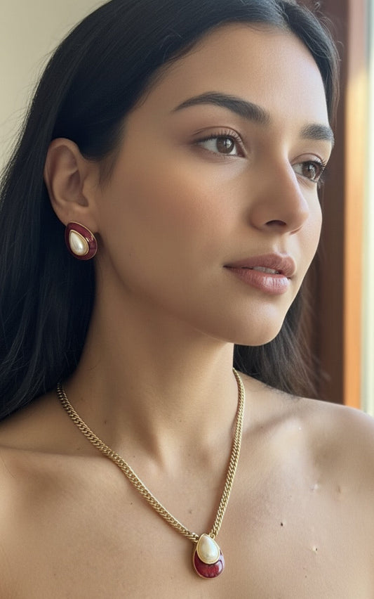 Crimson Pearl Teardrop Set