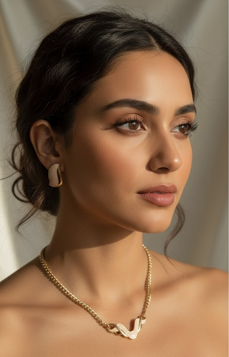 Blush Enamel Wave Set