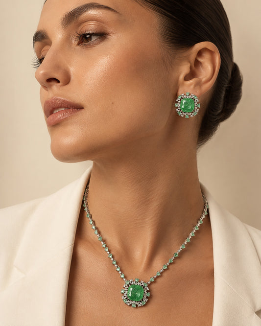Stunning white gold plated jewelry set “Pre-order “
