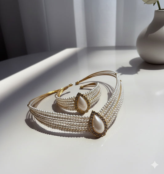 Royal Teardrop Pearl Choker Set