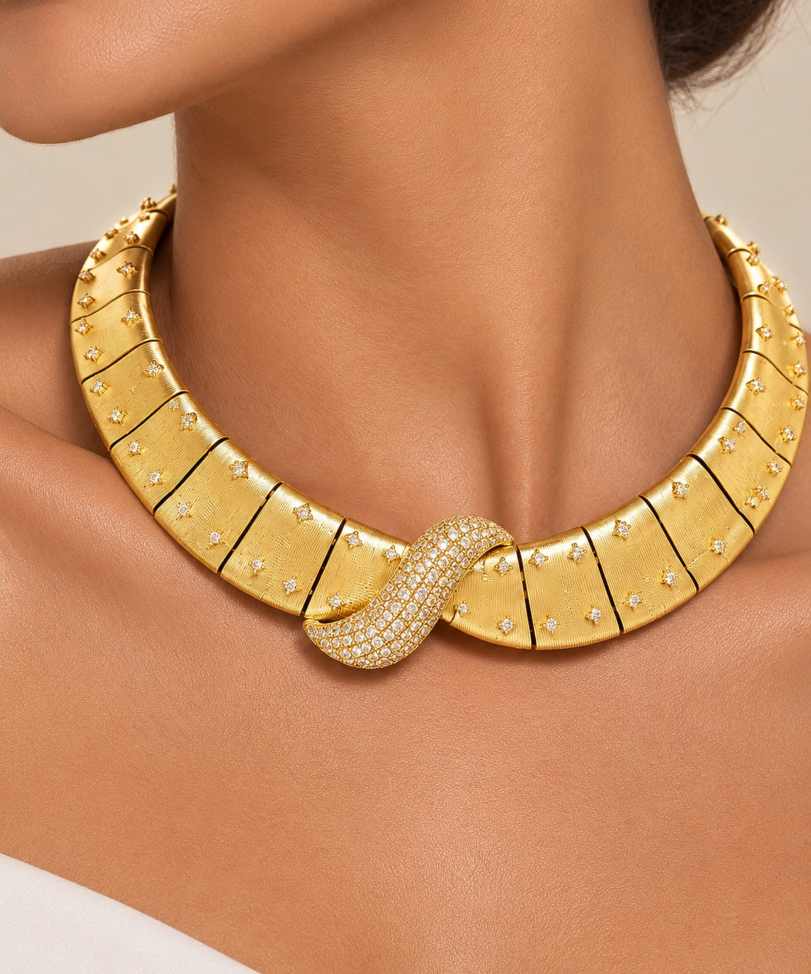 The Golden Embrace Set “Pre-order “