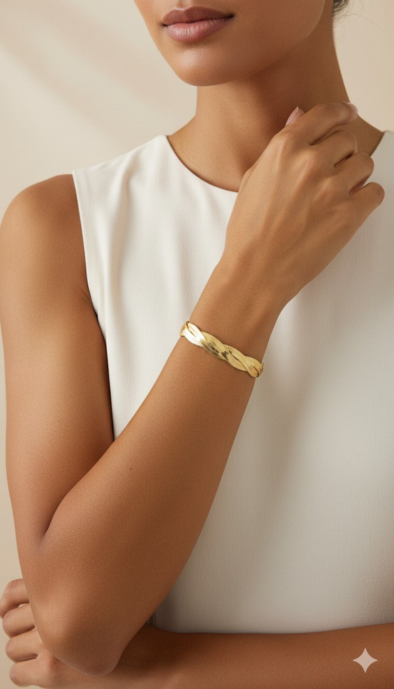 Golden Twist Mesh Bracelet